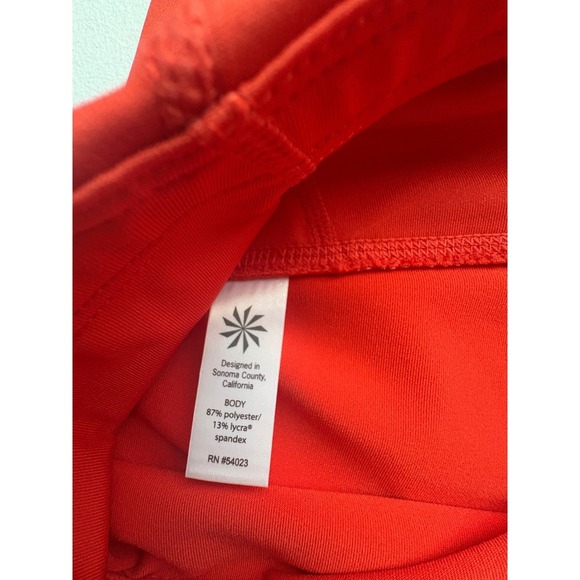 Athleta Womens Medium Interval Stash Cardinal Red Athletic Capri Leggings - Picture 5 of 6